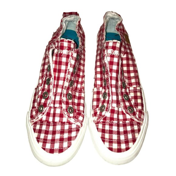 BLOWFISH MALIBU Shoes - NWOB BLOWFISH MALIBU PLAY SNEAKERS SIZE 11 PICNIC CLOTH RED WHITE CANVAS WOMENS